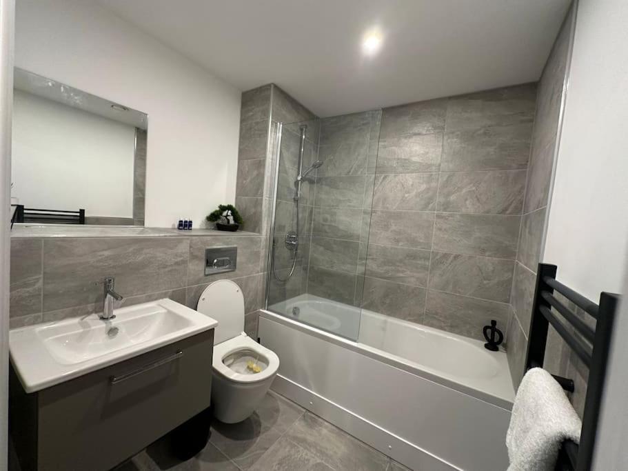 Stylish Central York Apartment Free Parking & Gym Exterior foto